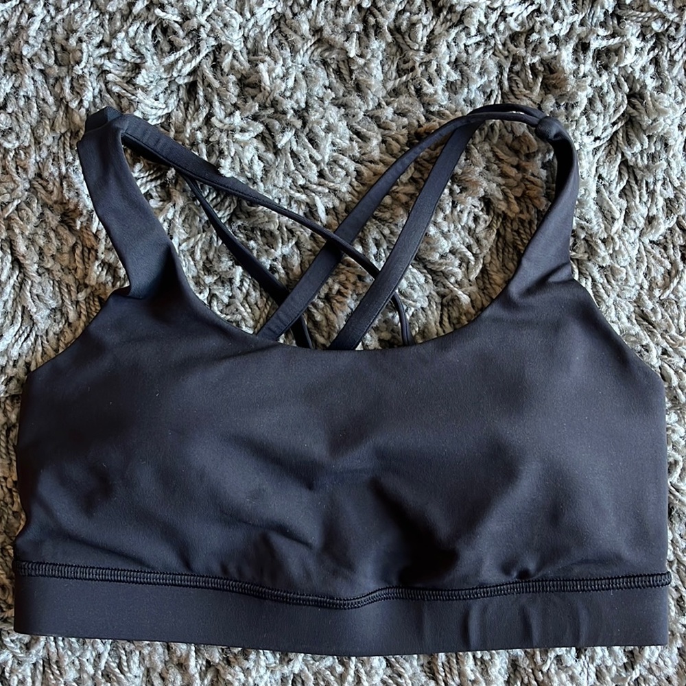 New without tags. Size 4 Lululemon energy bra.